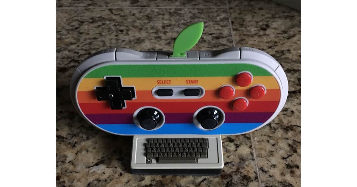 tand Markeer Onderdrukken 8Bitdo AP40 Game Controller Inspired by Apple ][ - Fulfilled! - The Mac  Observer