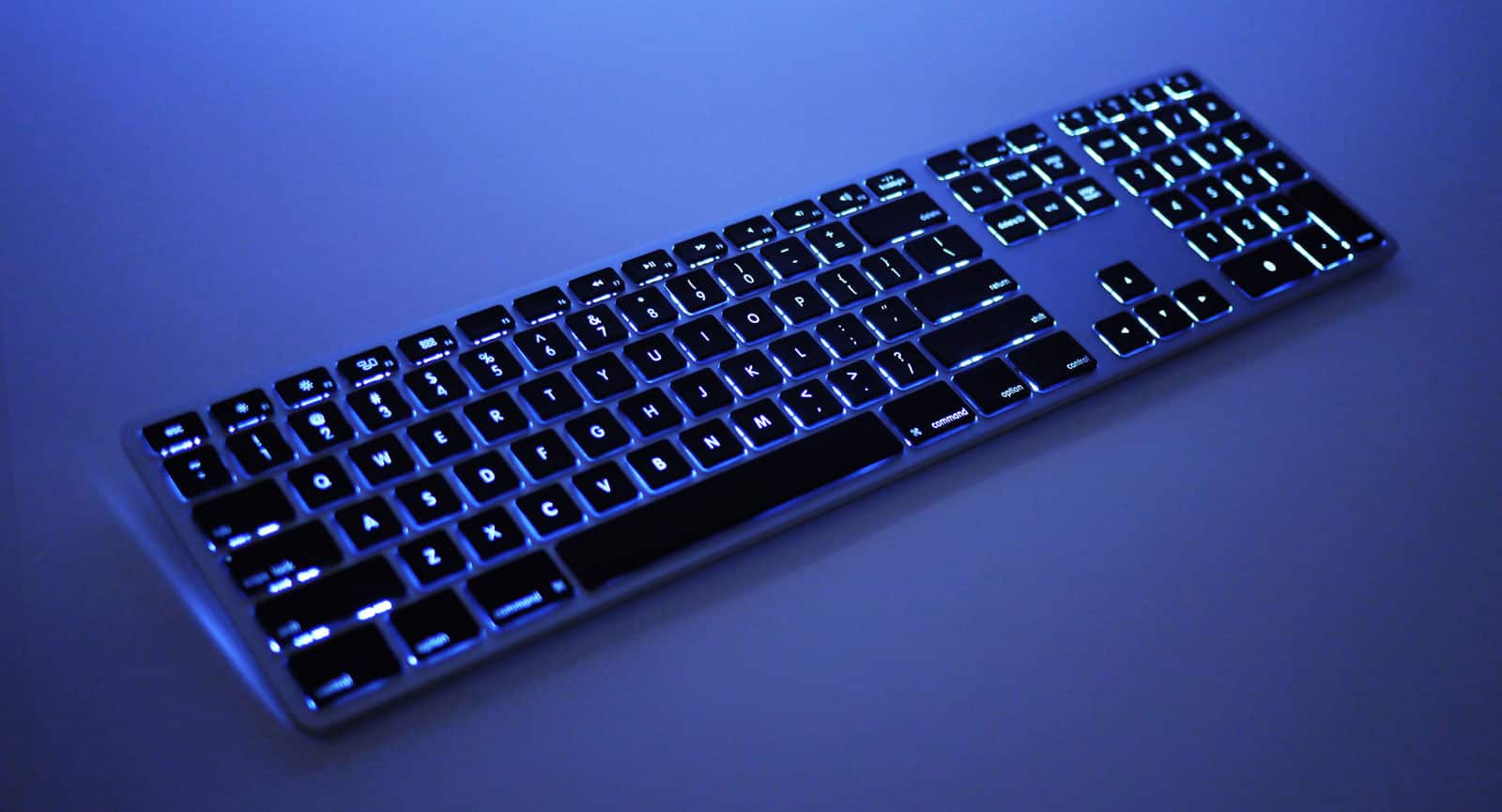 This Dual-Battery Wireless Backlit Keyboard for Mac Has It All