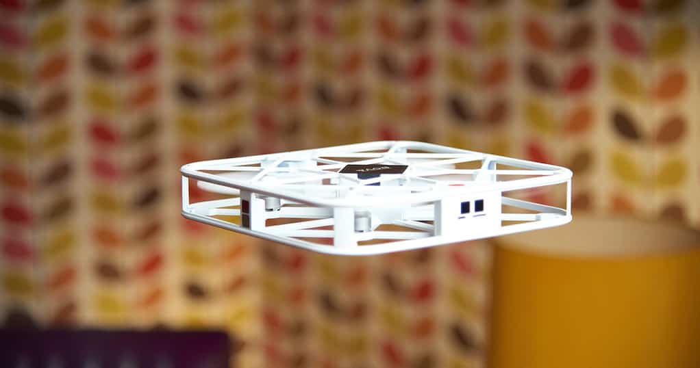 Get Your Photography Airborne With ROVA, the Flying Selfie Camera