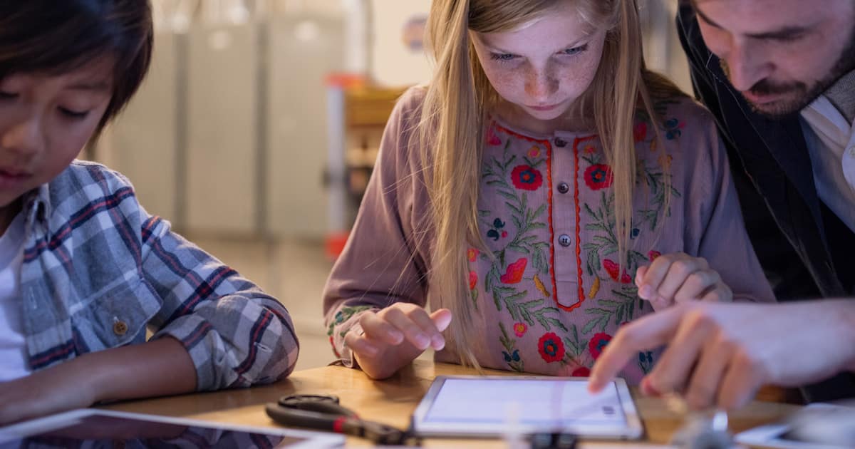 Microsoft Surface in Schools Aims at Google in Education with Apple Caught in the Crossfire