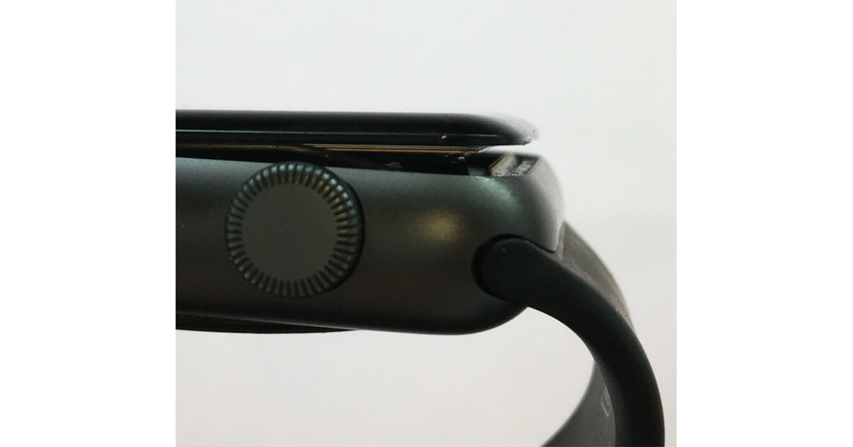 Swelling battery issue prompts Apple to extend 1st Apple Watch warranty to 3 years