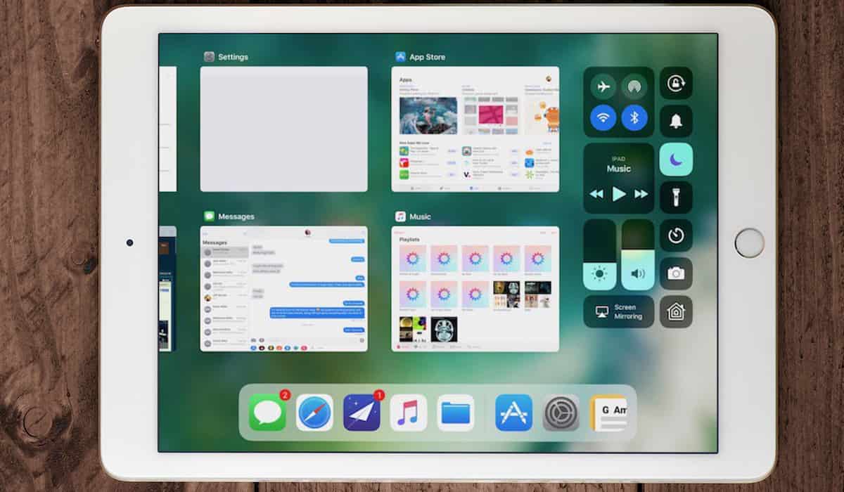 iOS 11 iPad app switcher