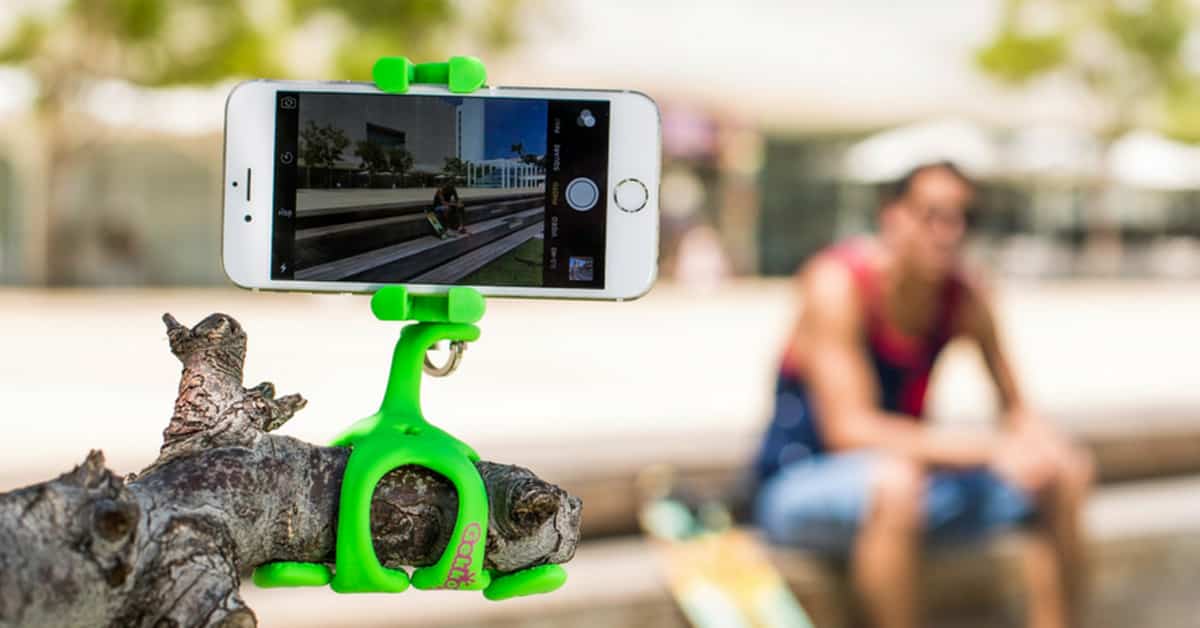 Gekkopod turns any stick into a selfie stick!