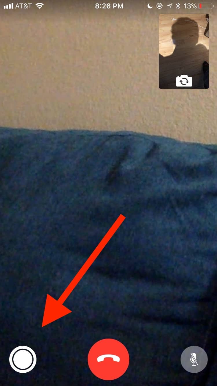 Live Photo Camera Button in FaceTime on the iPhone