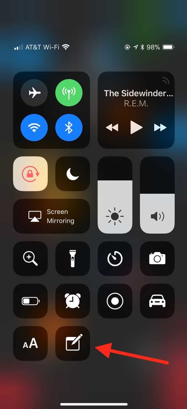 Control Center from Lock Screen showing Notes button