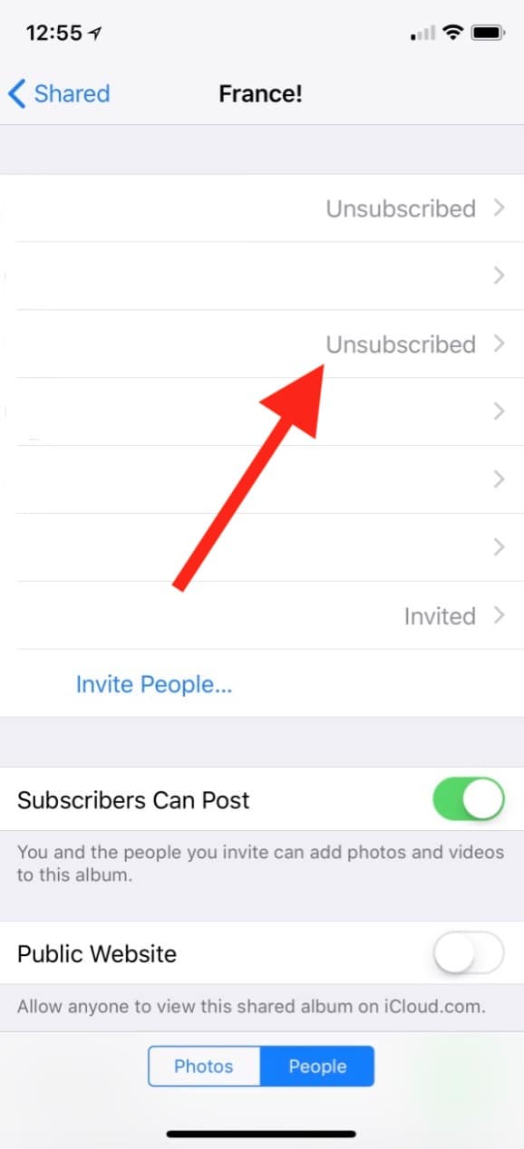"Unsubscribed" notice for Shared Albums in Photos on the iPhone