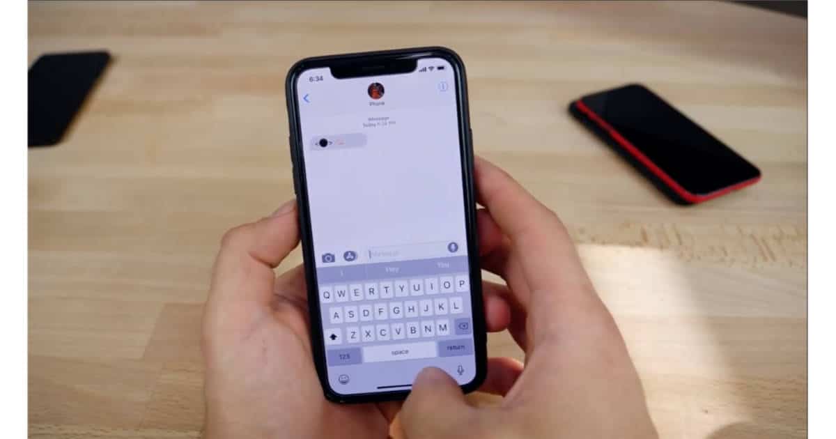 Black Dot message on iPhone