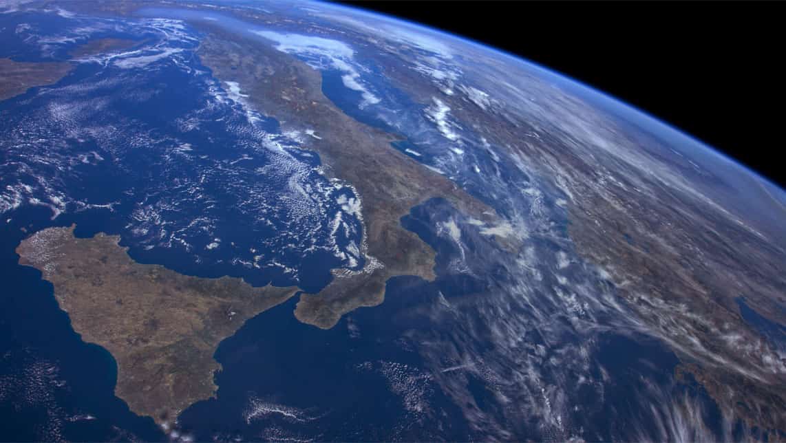 Screenshot from Earth Aerial Shot in tvOS 12