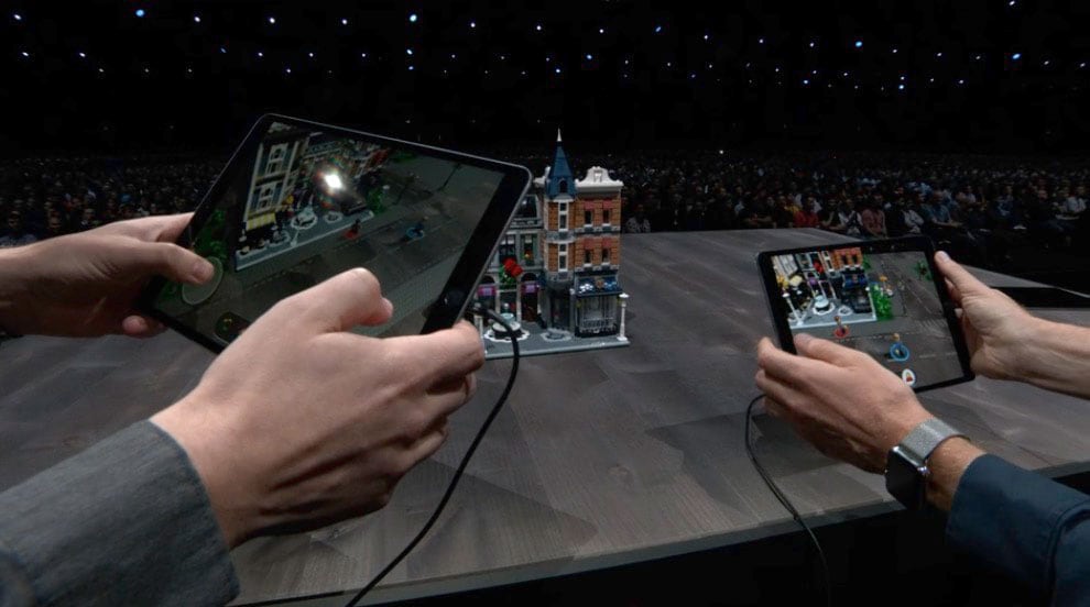 Shared Experience in LEGO Game Using ARKit 2 at WWDC 2018