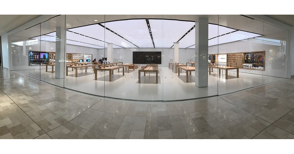 Apple store at Park Meadows Mall, Lone Tree, CO