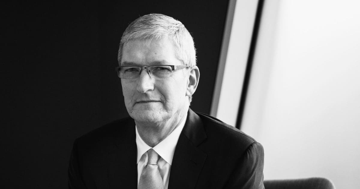 Tim Cook Receives Irish Award Over Business Investments