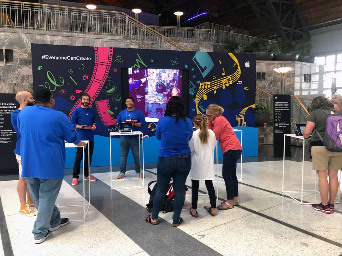 Apple Interactive Mural at ISTE 2019