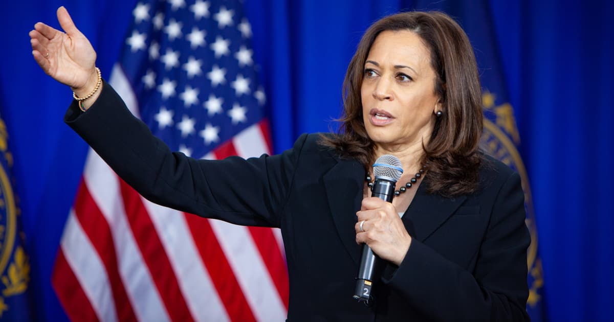 Kamala Harris Asks Jack Dorsey to Suspend Donald Trump’s Twitter Account
