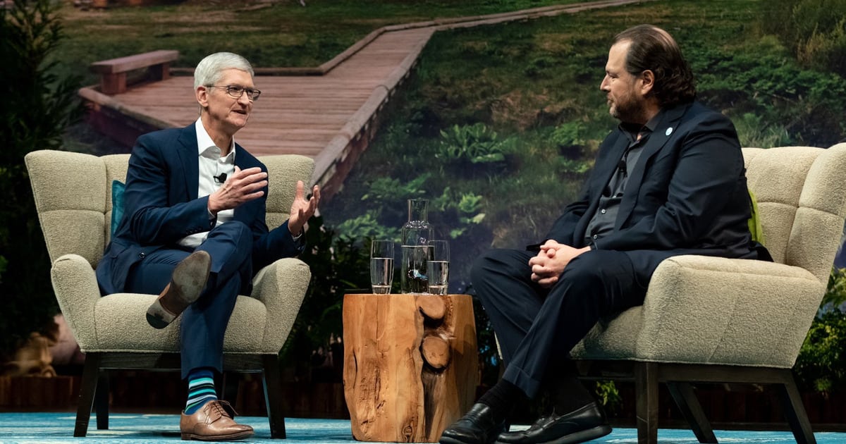 Tim Cook Talks Steve Jobs, Environment and Privacy at Salesforce Dreamforce