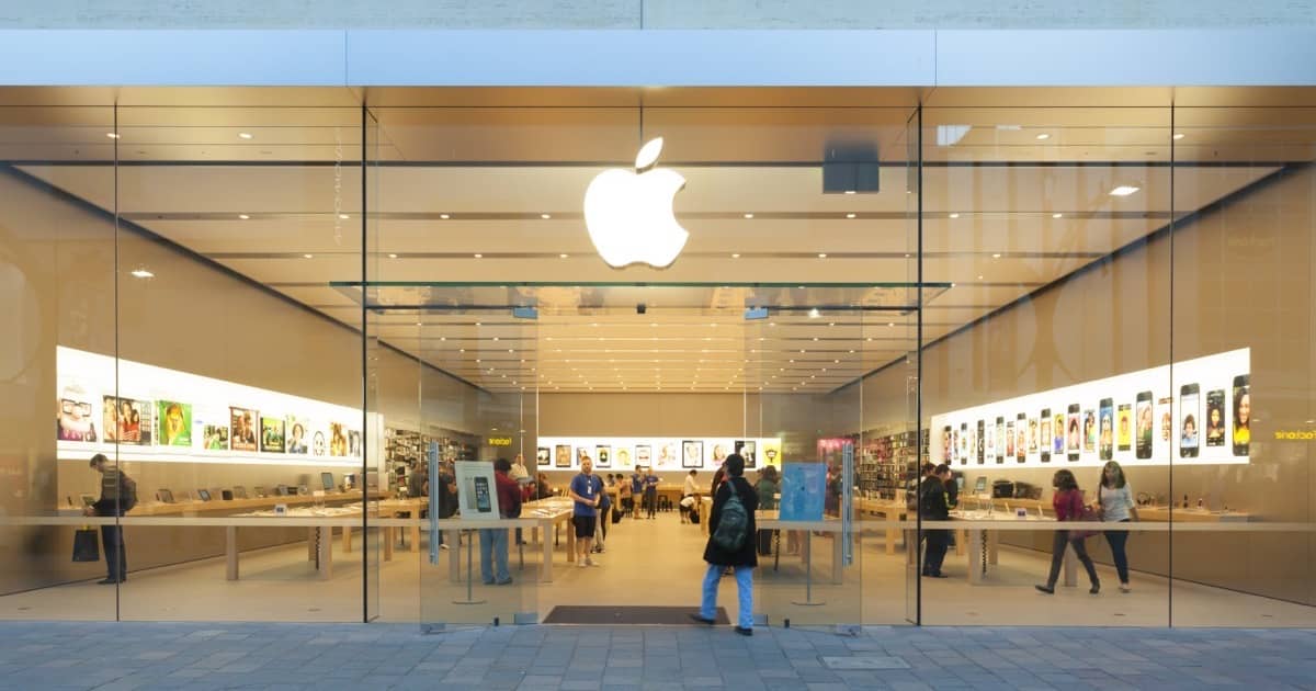 US Apple Store Closures to Remain Until Early May