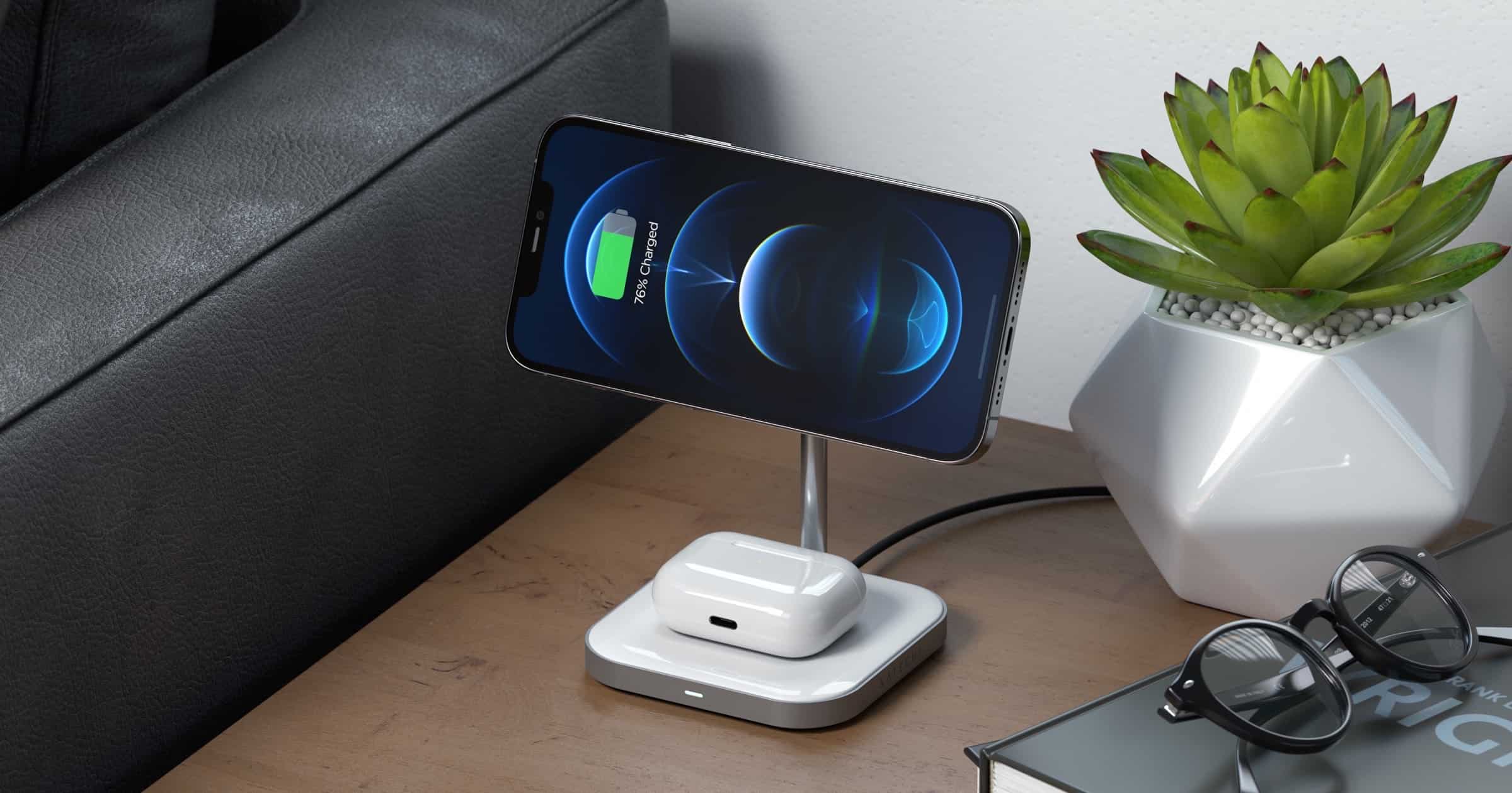 Satechi Magnetic 2-in-1 Wireless Charging Stand