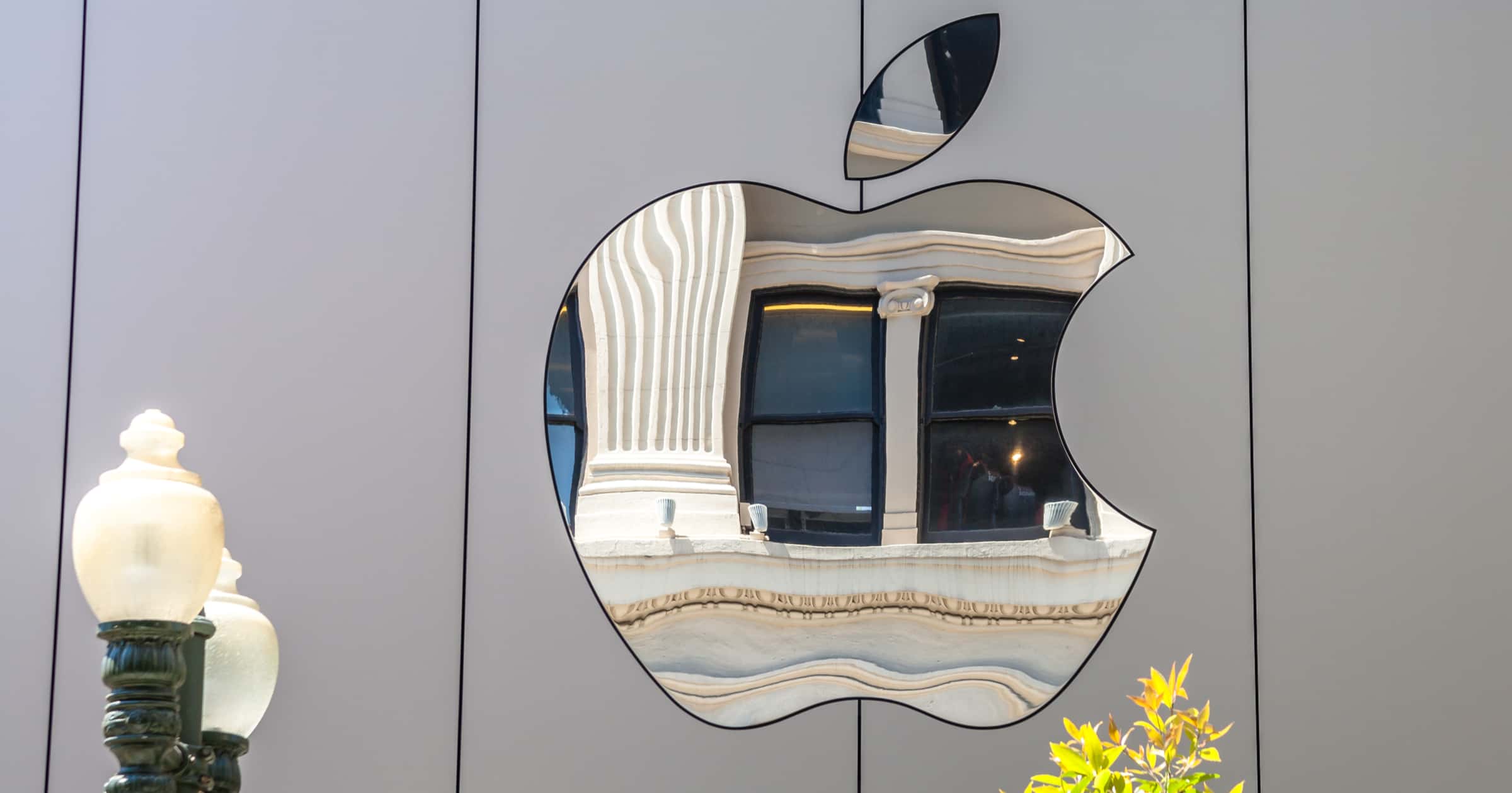 Apple announces plan to build $1 billion campus in Texas