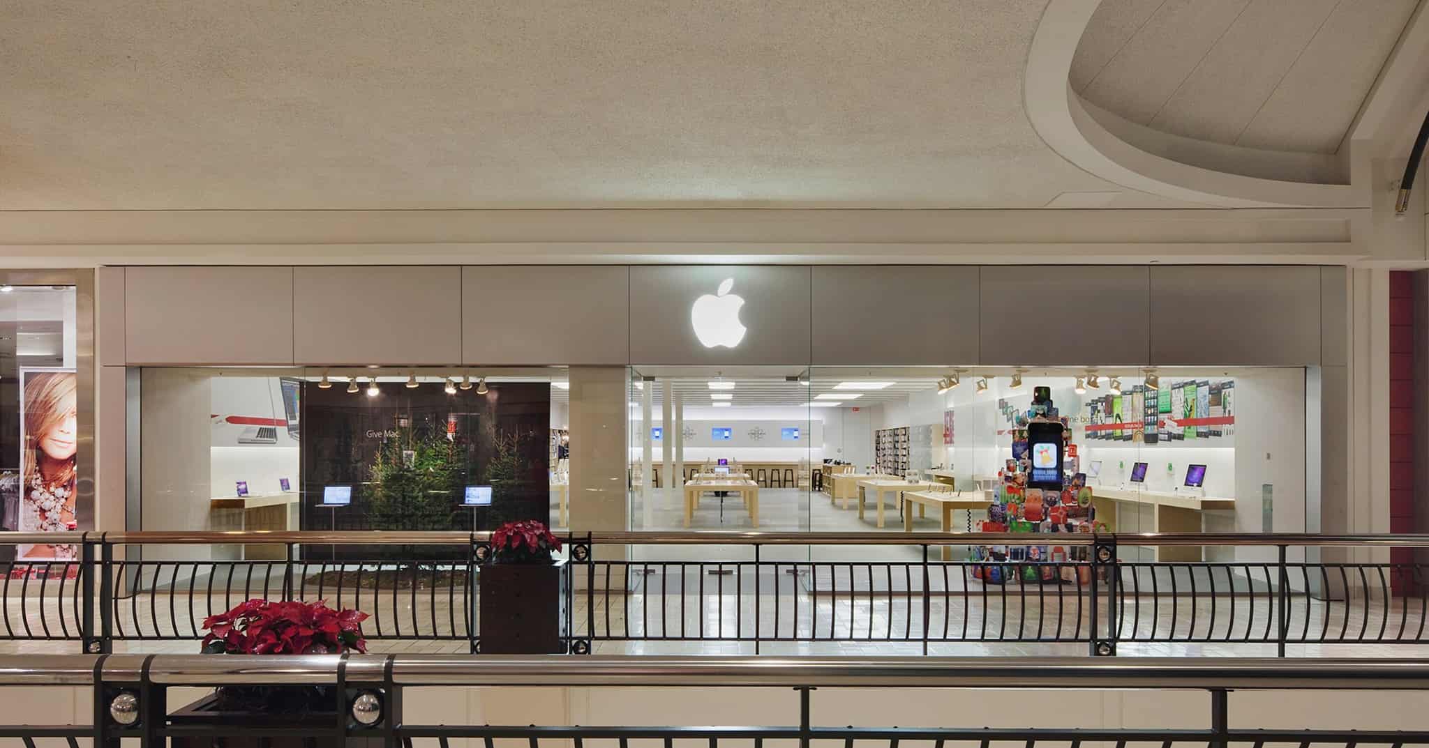 The First Apple Store Open 20 Years Ago Today - The Mac Observer