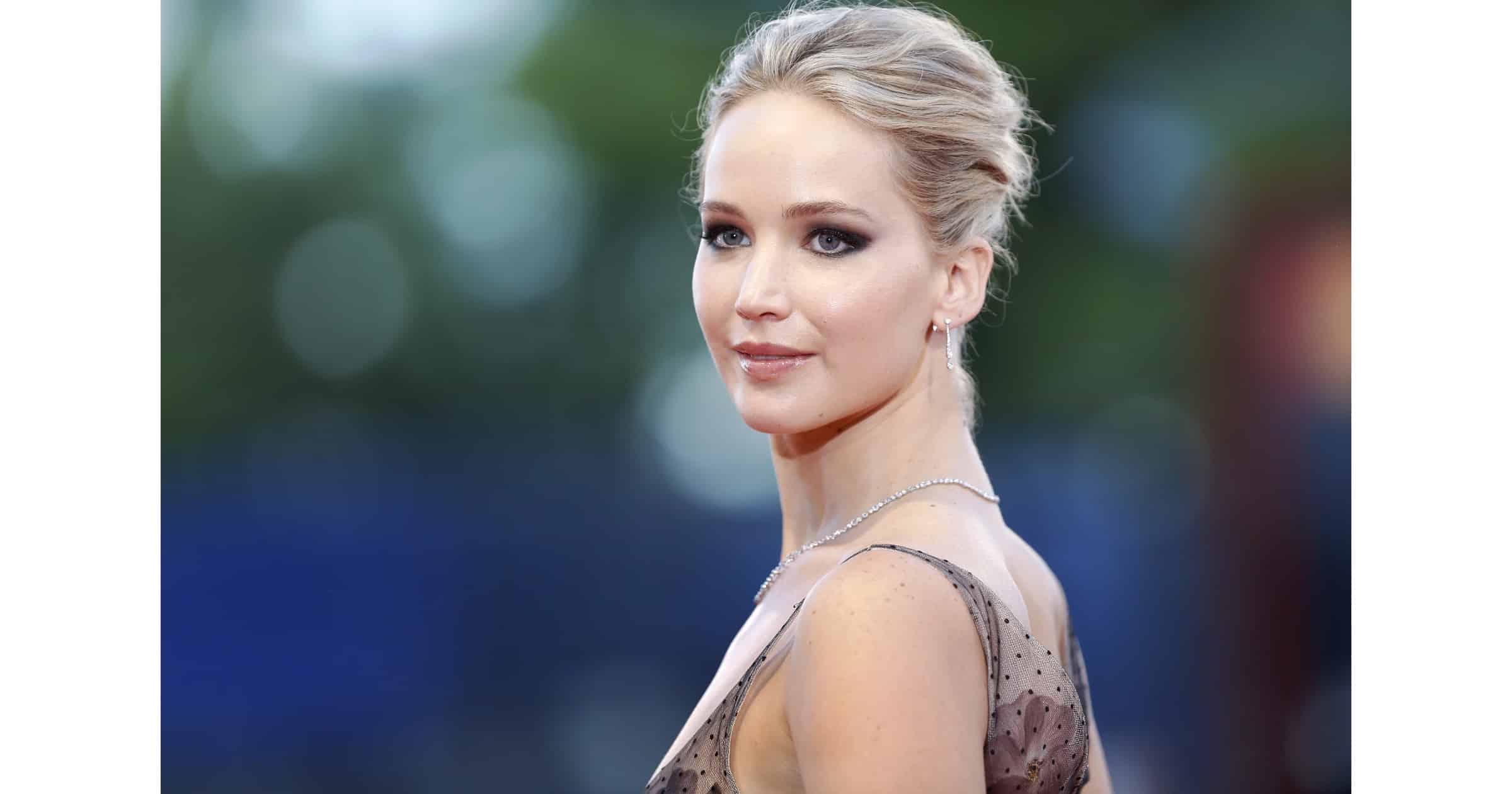 Apple Backing Theranos Film Starring Jennifer Lawrence