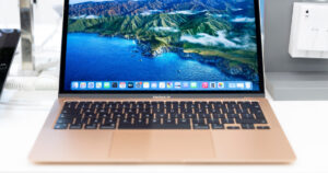 MacBook Air to be redesigned
