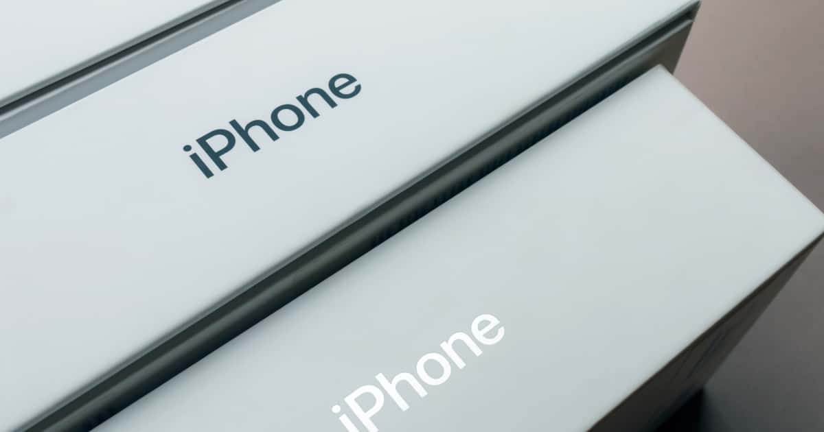 COVID-19 Lockdowns in China Decrease iPhone Supply