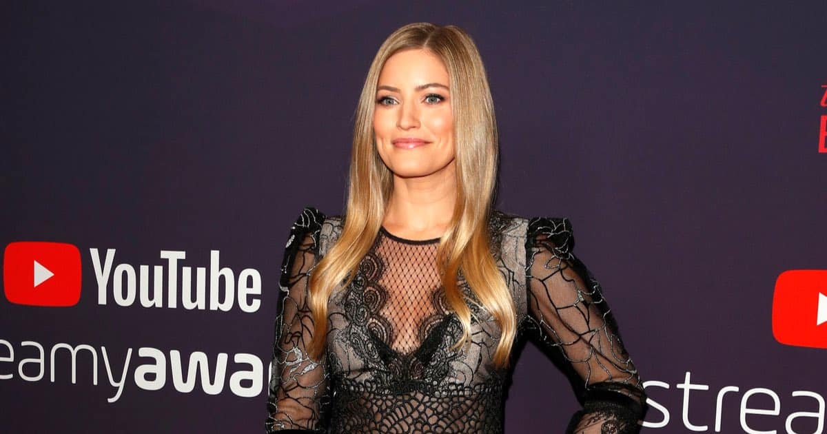 YouTube Star iJustine Gives Rare Behind-The-Scenes Tour of Apple Fitness+ Studio