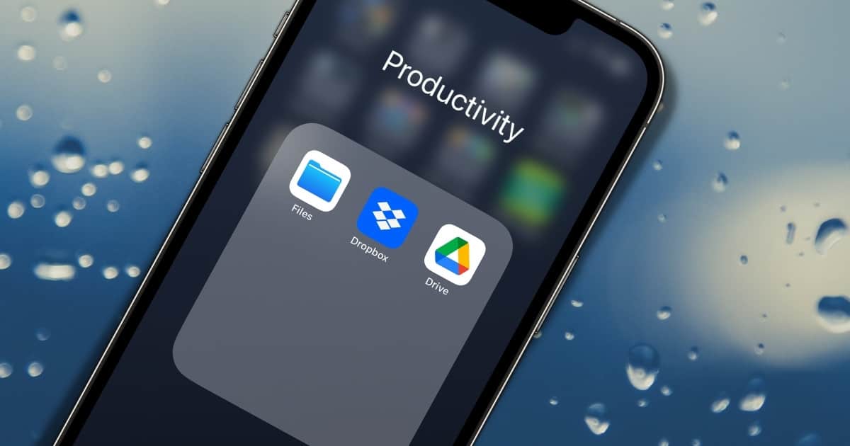 How to Easily Hide Your Folder Names on iPhone and iPad | Create Nameless Folders