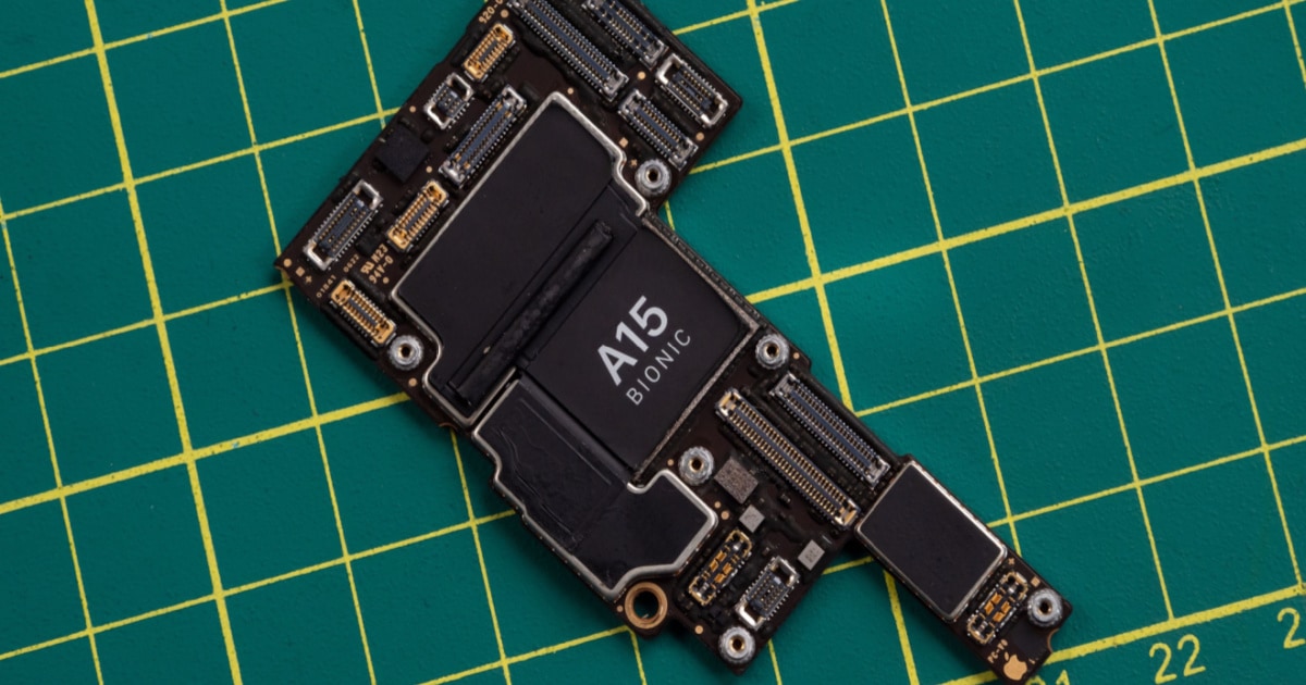 Apple Expands Suppliers, SG Micro Might Supply Power Management Components for High-End iPhone 14