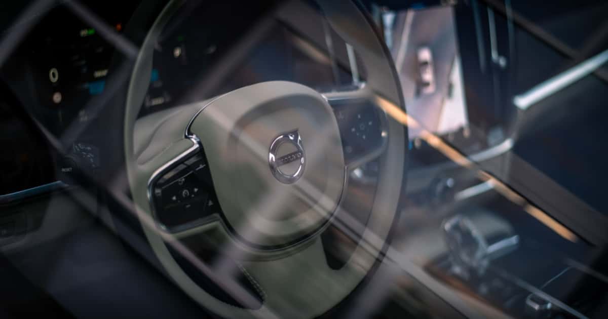 Volvo OTA Update Brings Back Apple CarPlay Support