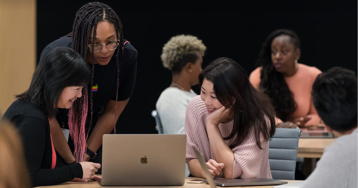 Apple offers Entrepreneur Camp