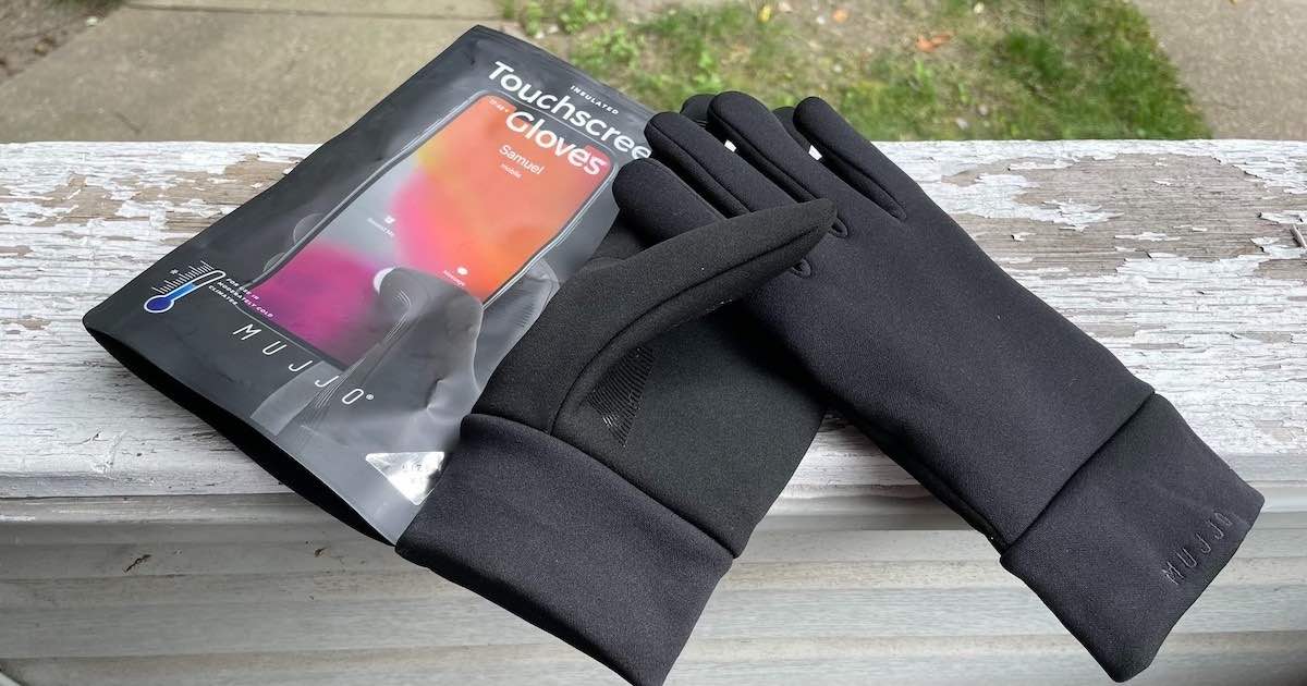 Review: Insulated Touchscreen Gloves Provide Protection, Style and Functionality (Mujjo)