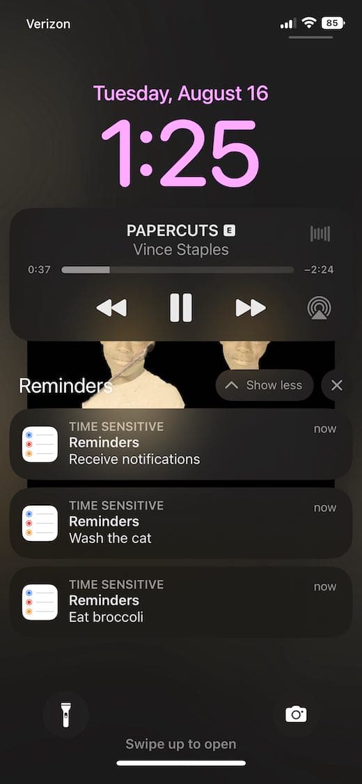 iOS16LockScreenNotificationsAug2022InText