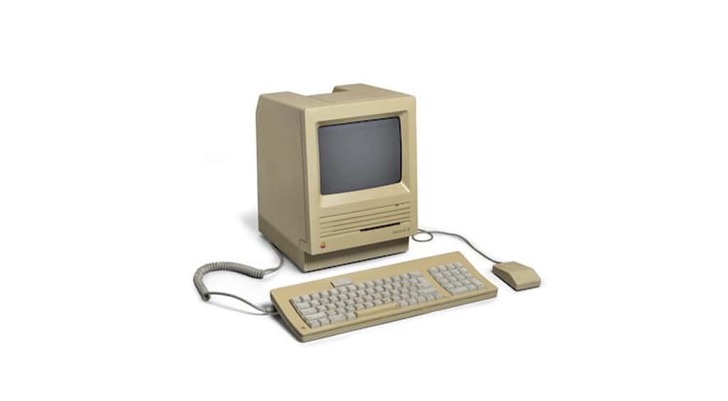 MacintoshSESteveJobsAuctionOctober2022InText