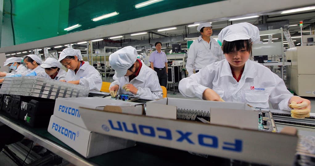 Foxconn offers new incentives