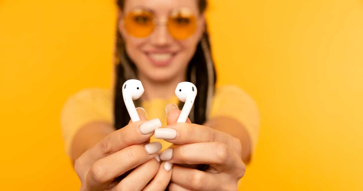 How To Share Audio on AirPods [2024]