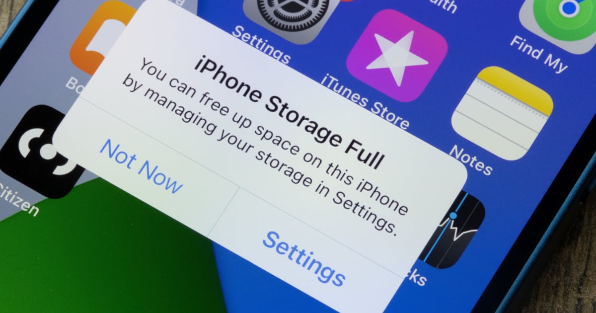 delete photos from iPhone but not icloud