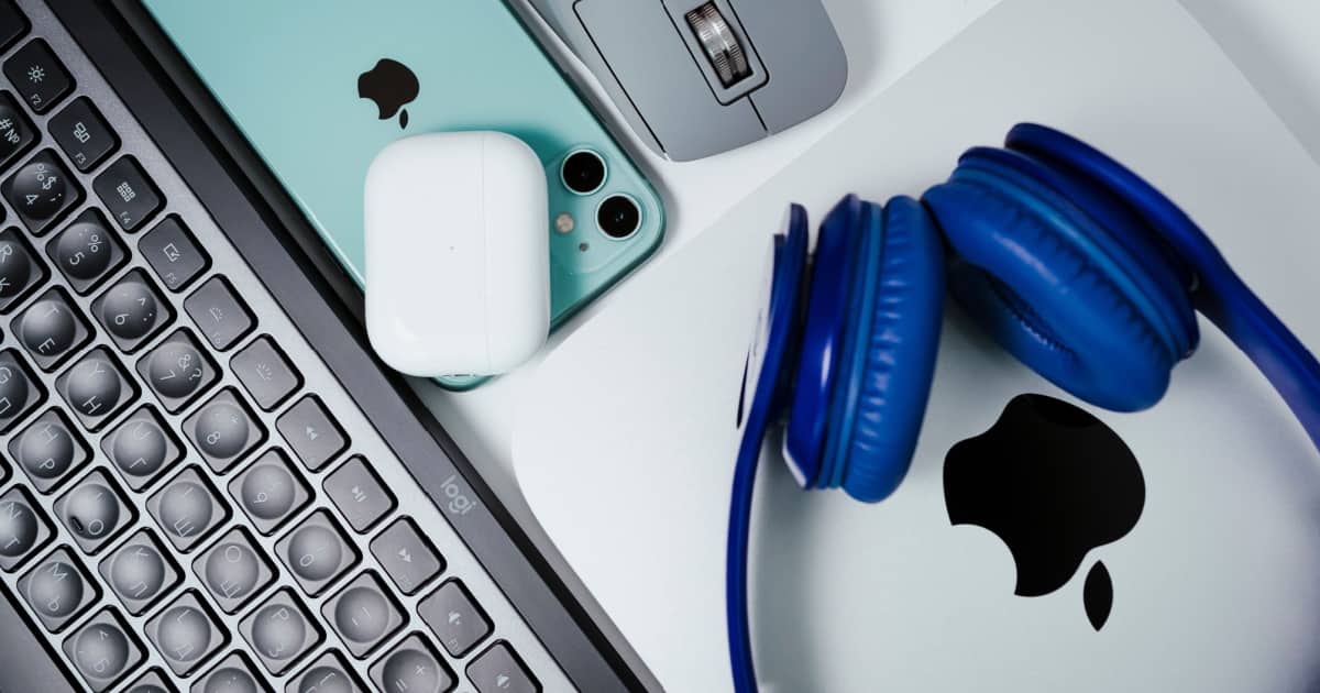 How to Increase Bass on AirPods For a Full Audio Experience