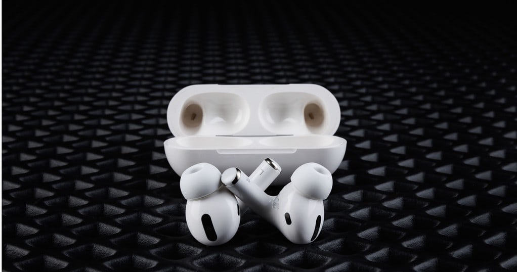 Charge AirPods Without a Charging Case? Debunking Myths