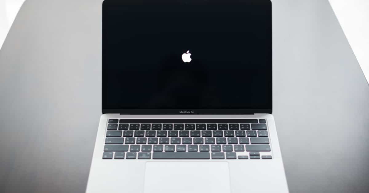 Mac Stuck On Progress Bar or Apple Logo? Here Are the Fixes