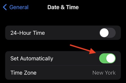Ensure that Set Automatically is enabled in Date and Time settings. 