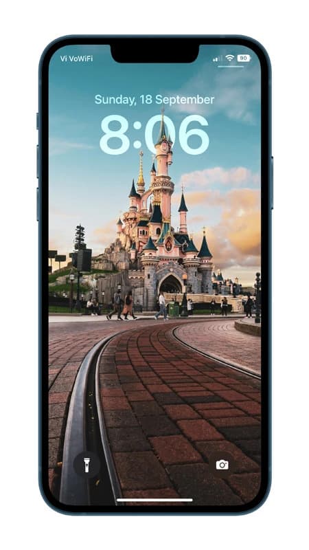 Disneyland depth effect wallpaper for iPhone 