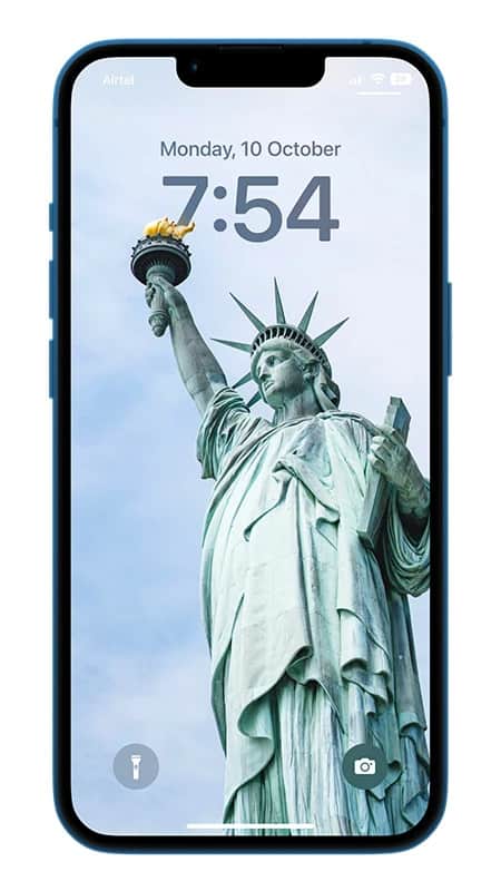 Statue of Liberty depth effect wallpaper for iPhone 