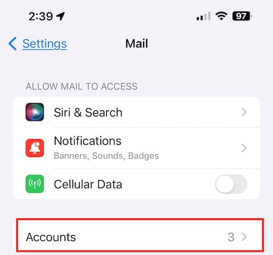 iPhone Mail accounts screenshot