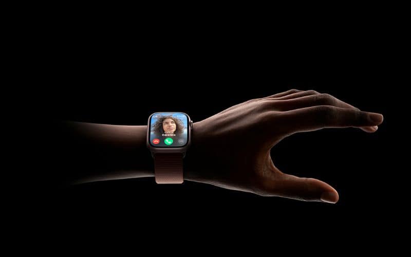 Apple Watch Series 9 features: Brand New Double Tap Gesture