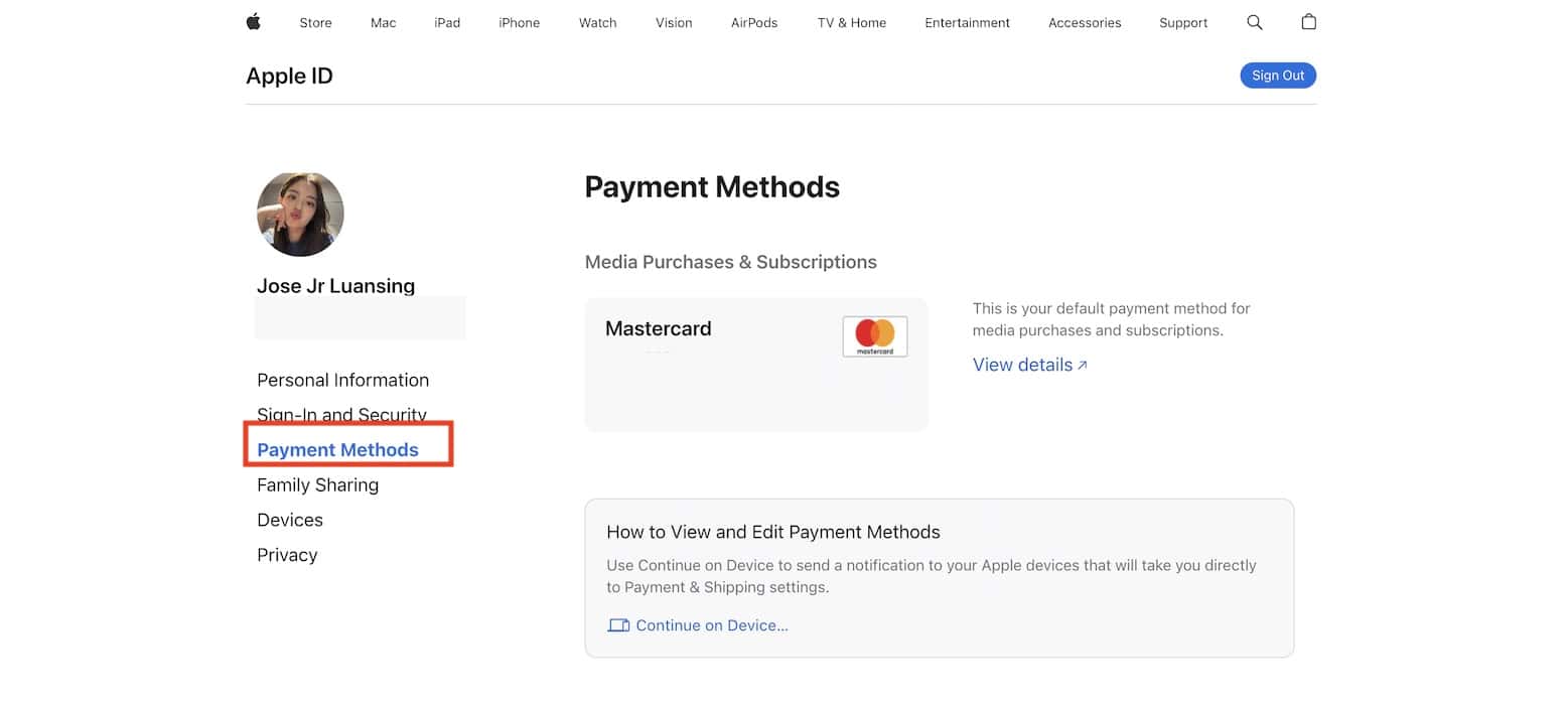 Clicking the Payment Methods on iCloud Online Because declined payment method while purchasing iCloud+ subscription