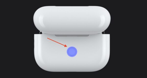 AirPods Not Connecting iOS Press Back of AirPods