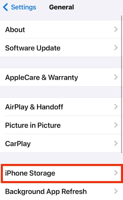 Selecting iPhone Storage in the iOS Device Settings
