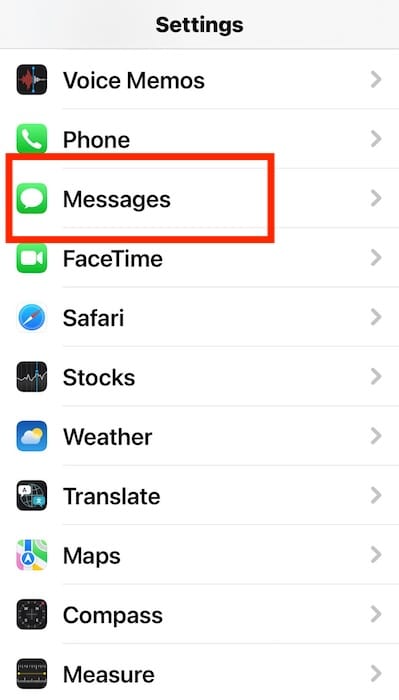 Opening the Messages Section on iOS Settings