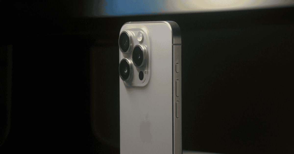 iPhone 16 Pro camera