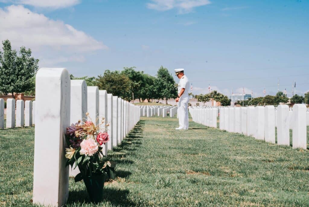 navy officer paying tribute
